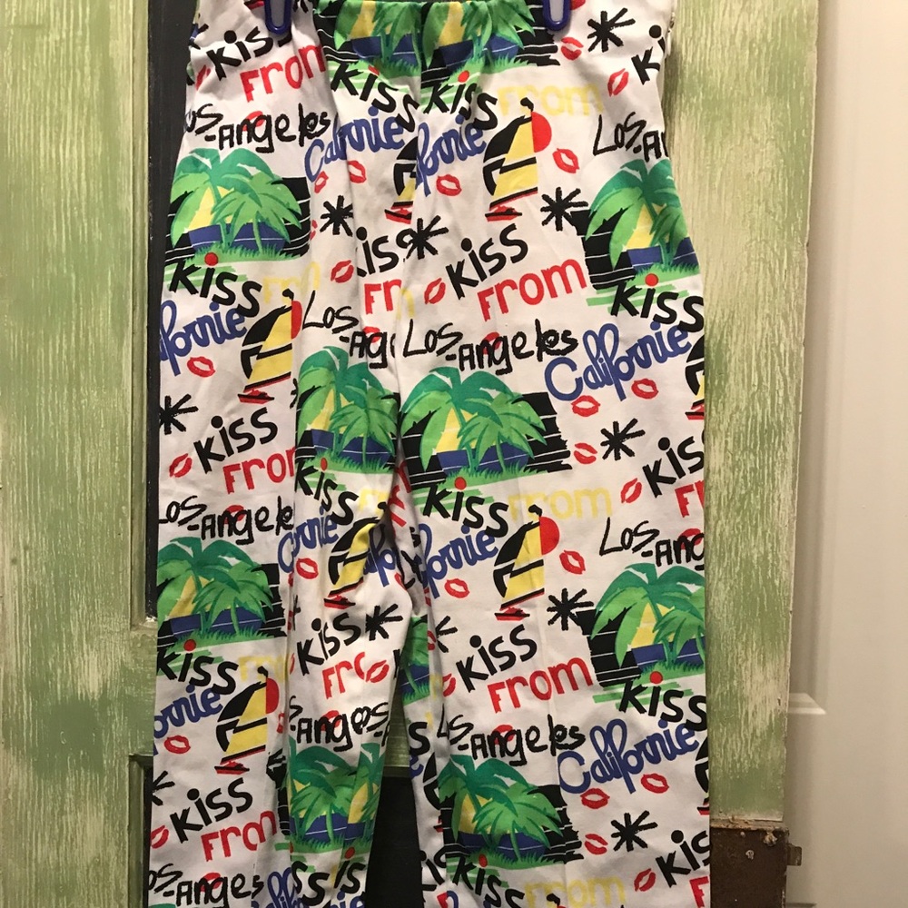 Cactus Flower Size 10 Capris